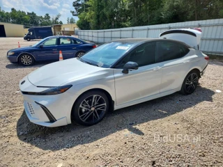 TOYOTA CAMRY XSE