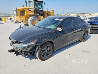 HYUNDAI ELANTRA BLUE
