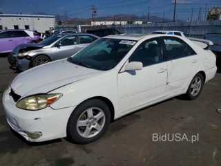 TOYOTA CAMRY SE