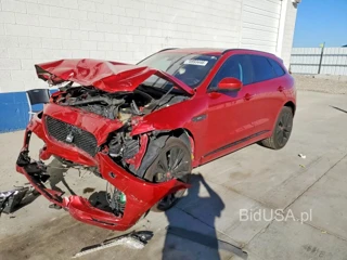 JAGUAR F-PACE R - SPORT