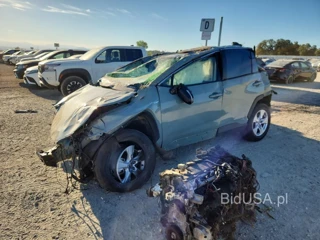 TOYOTA RAV4 HYBRID XLE
