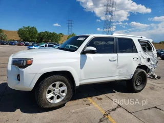 TOYOTA 4RUNNER SR5