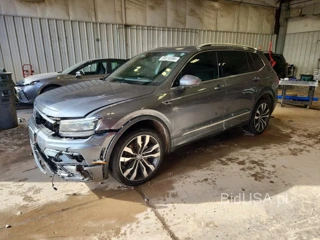 VOLKSWAGEN TIGUAN SEL PREMIUM R-LINE
