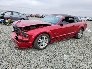 FORD MUSTANG GT