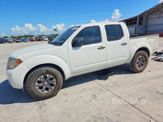 NISSAN FRONTIER DESERT RUNNER