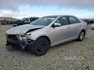 TOYOTA CAMRY HYBRID LE