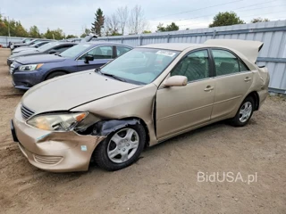TOYOTA CAMRY STANDARD