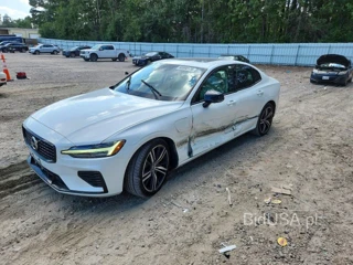 VOLVO S60 T8 RECHARGE R-DESIGN