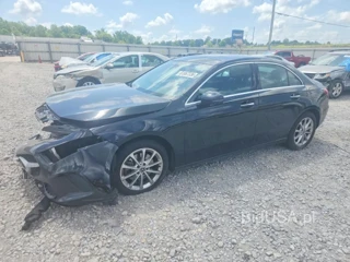 MERCEDES-BENZ A 220