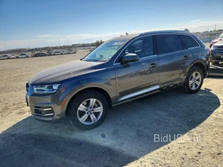 AUDI Q7 PREMIUM