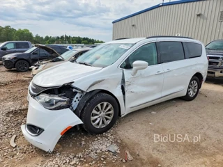 CHRYSLER PACIFICA TOURING L