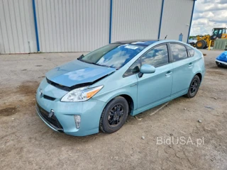 TOYOTA PRIUS THREE
