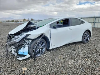 TOYOTA PRIUS XLE
