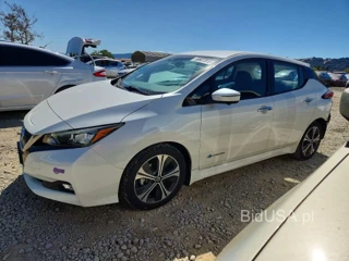 NISSAN LEAF SL