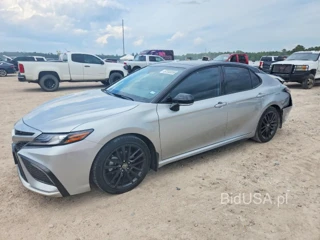 TOYOTA CAMRY XSE