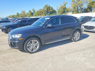 AUDI Q5 PREMIUM PLUS