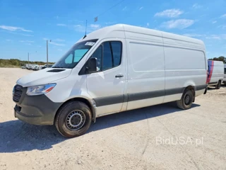 MERCEDES-BENZ SPRINTER 2500