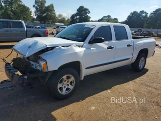 DODGE DAKOTA QUAD SLT