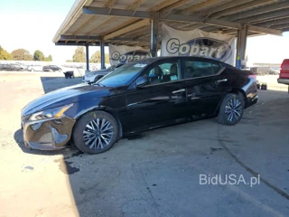 NISSAN ALTIMA SV