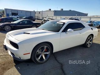 DODGE CHALLENGER SXT