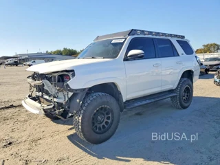 TOYOTA 4RUNNER SR5 PREMIUM