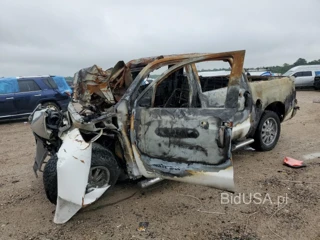 TOYOTA TUNDRA CREWMAX SR5