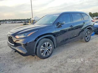 TOYOTA HIGHLANDER XLE