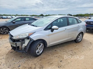 FORD FIESTA SE