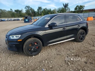 AUDI Q5 PREMIUM PLUS
