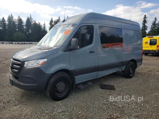 MERCEDES-BENZ SPRINTER 2500