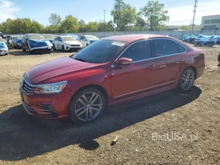 VOLKSWAGEN PASSAT S