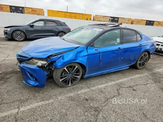TOYOTA CAMRY XSE V6
