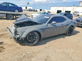 DODGE CHALLENGER SRT HELLCAT