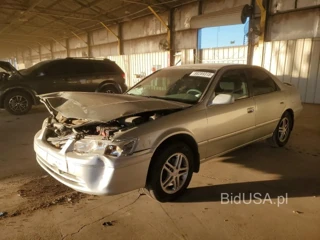 TOYOTA CAMRY CE