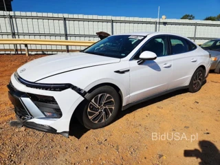 HYUNDAI SONATA HYBRID BLUE