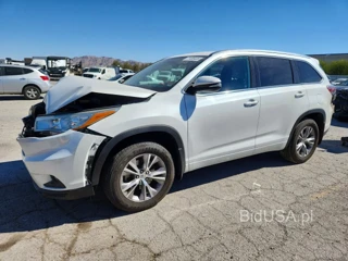 TOYOTA HIGHLANDER XLE