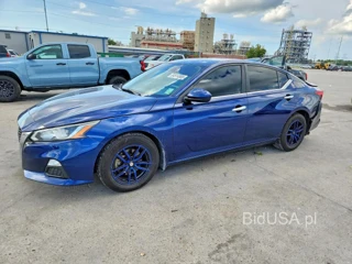 NISSAN ALTIMA S