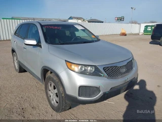 KIA KIA SORENTO LX