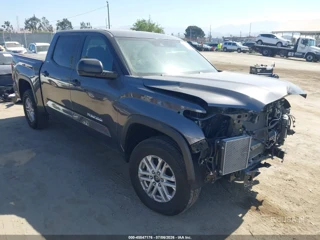 TOYOTA TOYOTA TUNDRA SR5