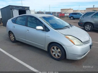 TOYOTA TOYOTA PRIUS