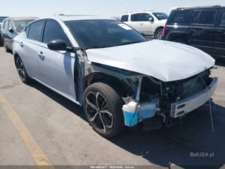 NISSAN NISSAN ALTIMA SR FWD