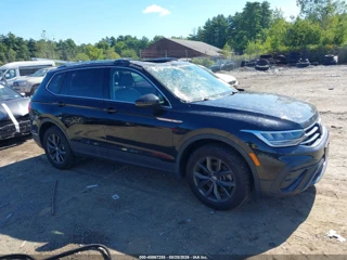 VOLKSWAGEN VOLKSWAGEN TIGUAN 2.0T SE