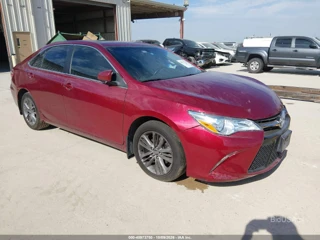 TOYOTA TOYOTA CAMRY SE