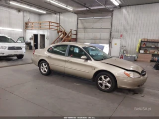 FORD FORD TAURUS SE