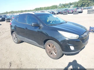 HYUNDAI HYUNDAI TUCSON SE