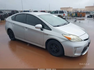 TOYOTA TOYOTA PRIUS TWO