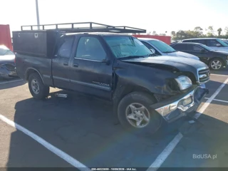 TOYOTA TOYOTA TUNDRA SR5 V8