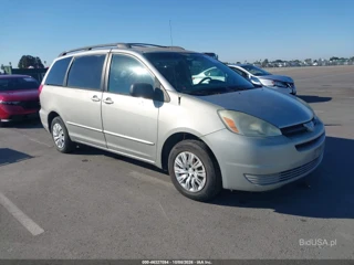 TOYOTA TOYOTA SIENNA LE