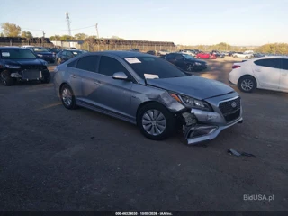 HYUNDAI HYUNDAI SONATA HYBRID SE