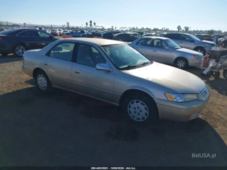 TOYOTA TOYOTA CAMRY LE